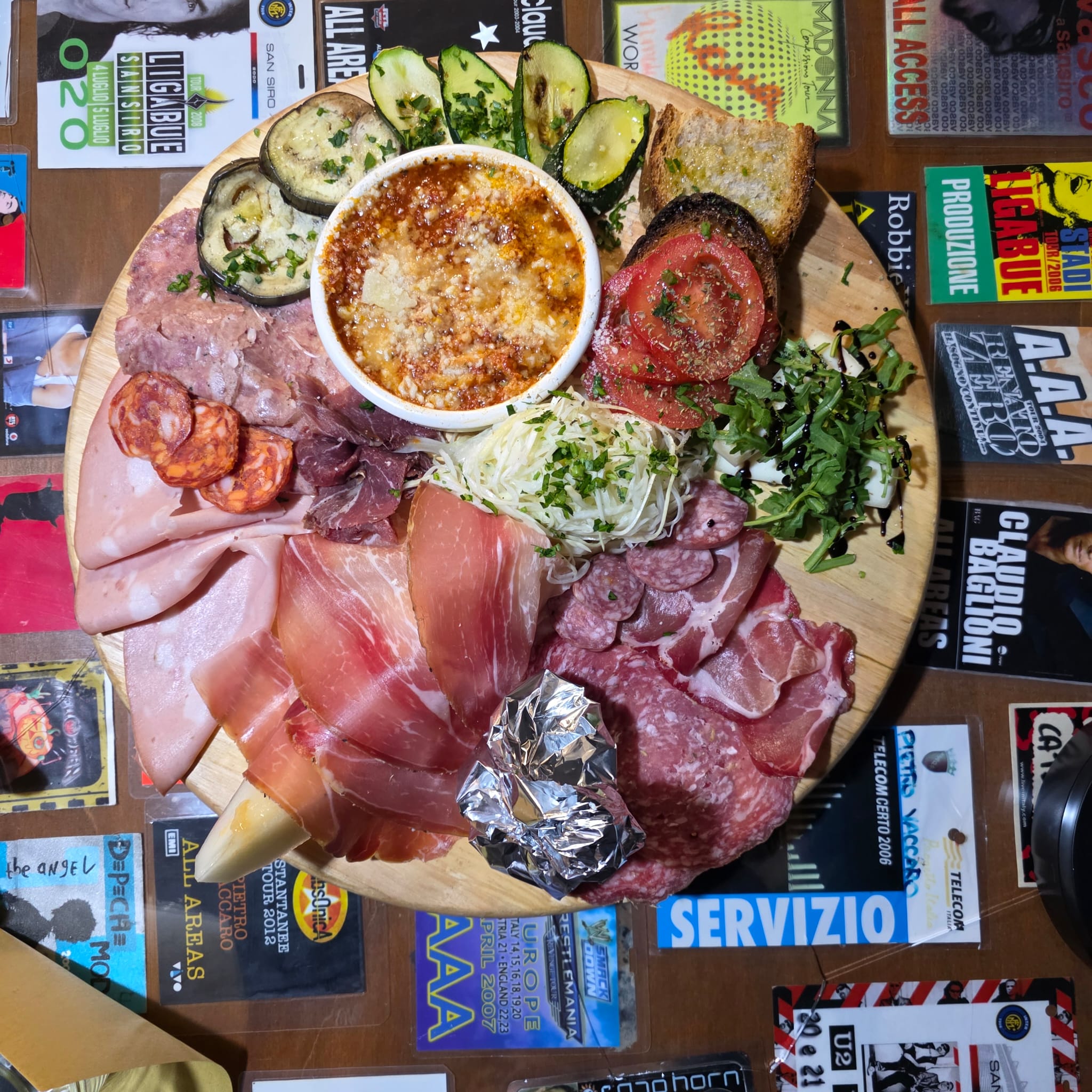 Tagliere misto di salumi e formaggi