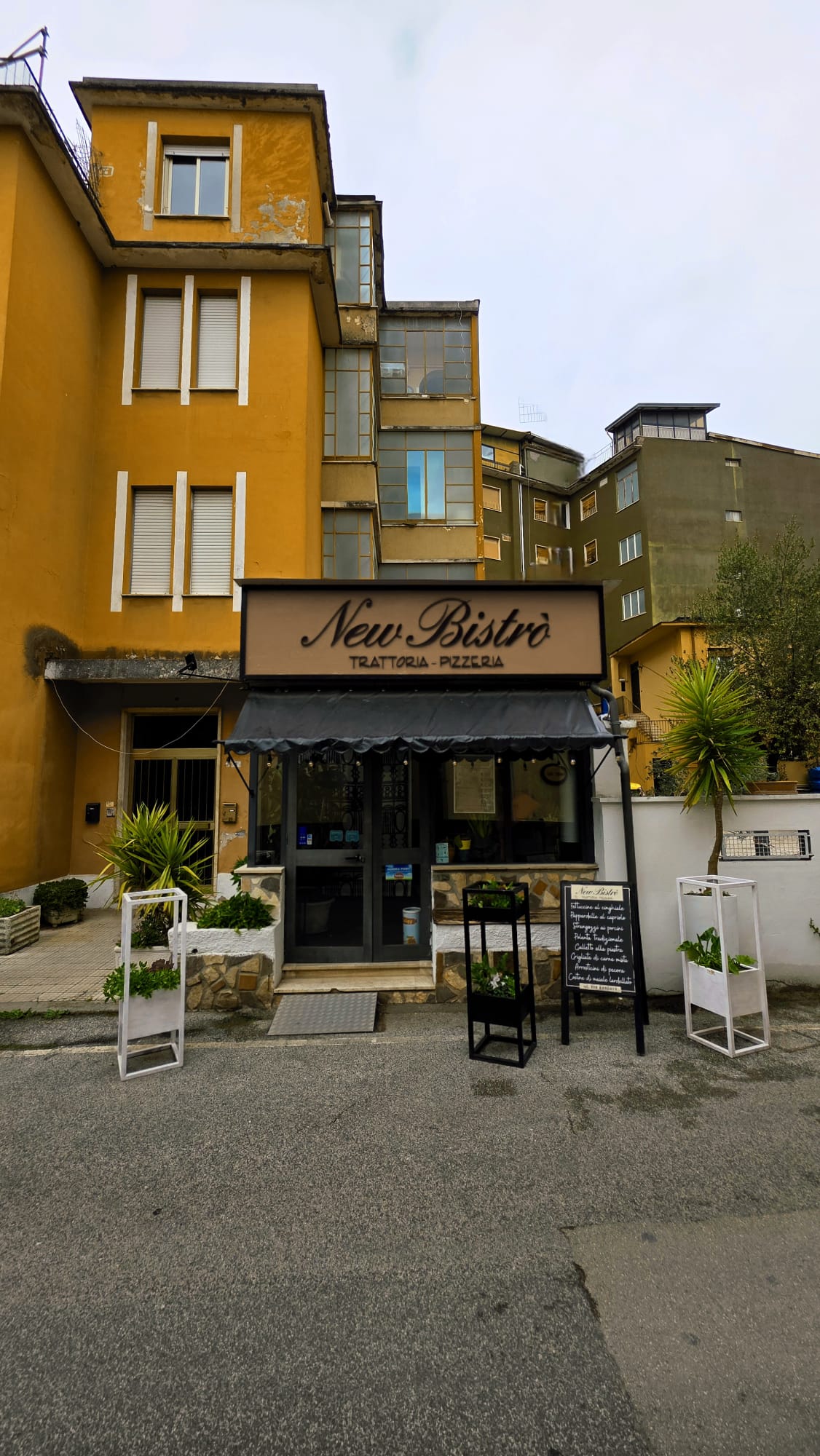 L'esterno del New Bistrò in Via Gorizia, Fiuggi